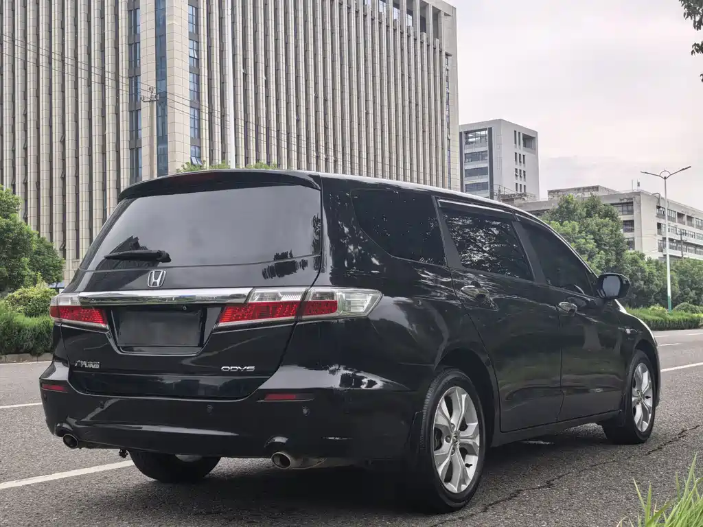 Honda Odyssey — миниатюра 3
