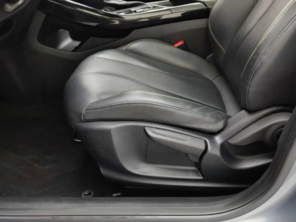 Roewe i5 — миниатюра 20