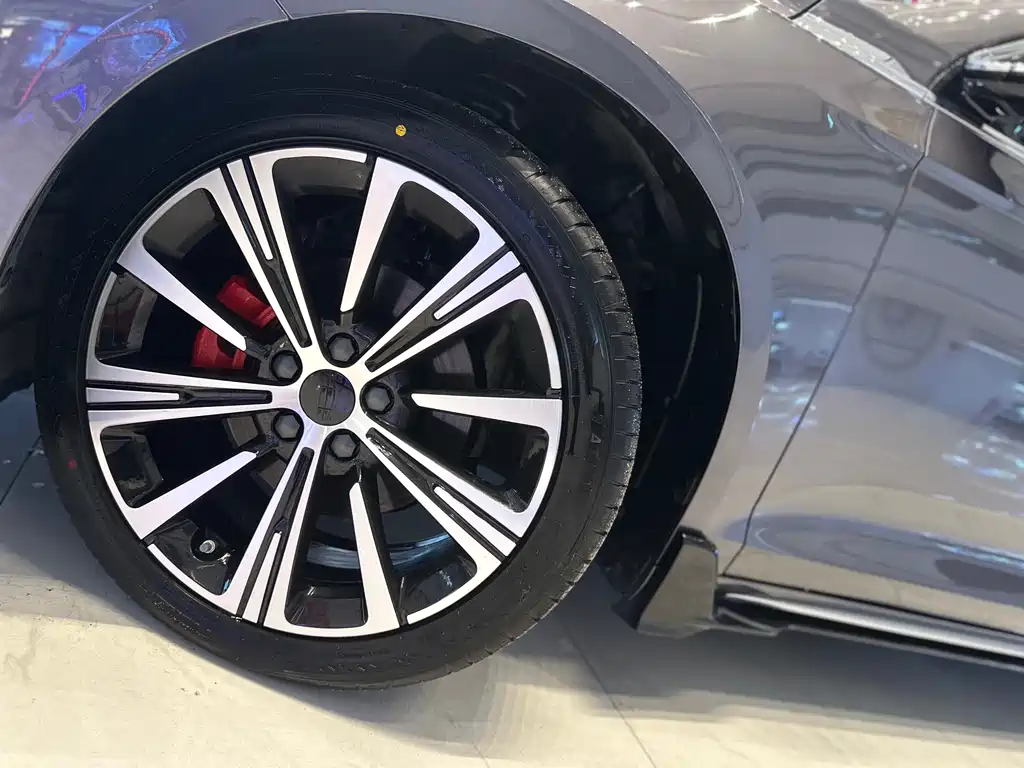 Geely Preface 2025 1.5TD
