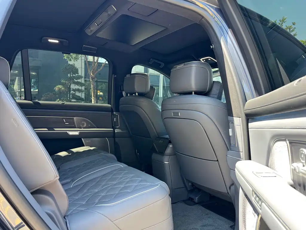 NIO ES8 2026 мест Executive Luxury
