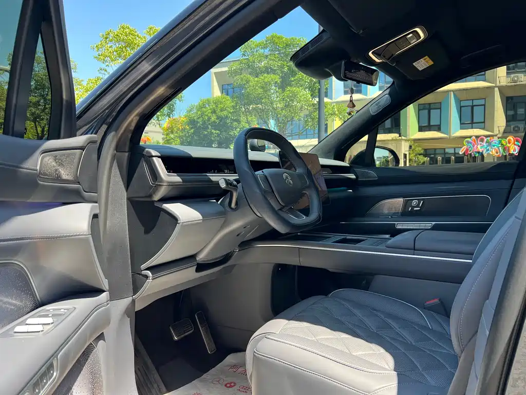 NIO ES8 2026 мест Executive Luxury