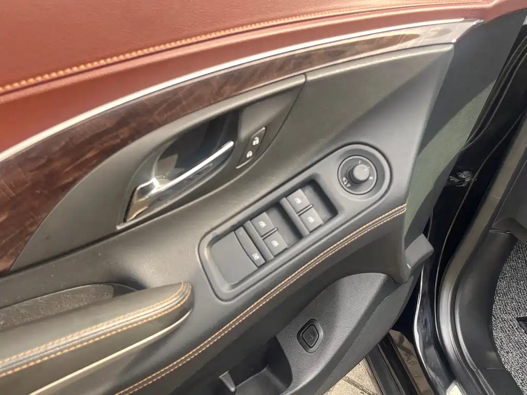 Buick LaCrosse — миниатюра 11