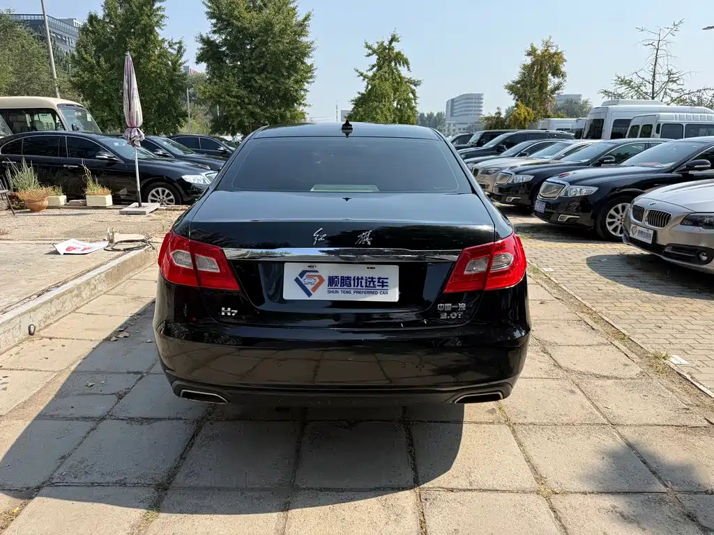 Hongqi Hongqi H7 — миниатюра 5