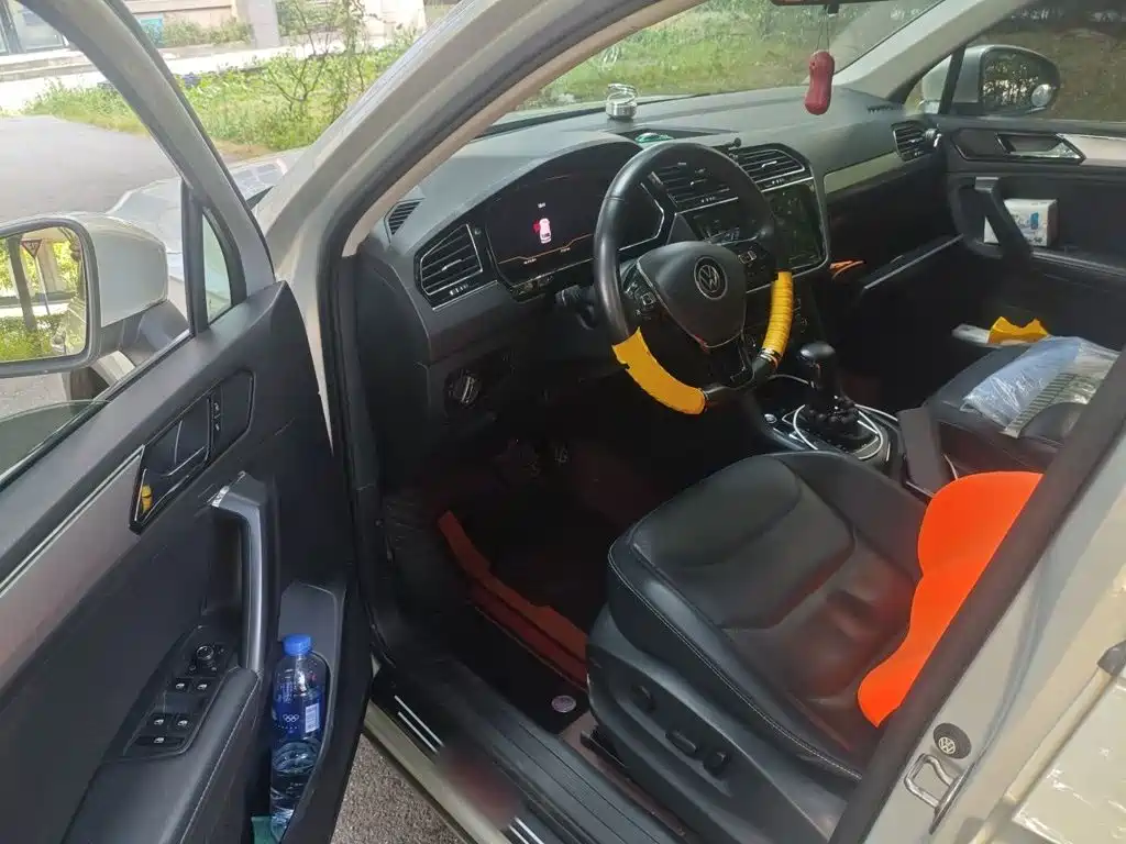 Volkswagen Tiguan L — миниатюра 17