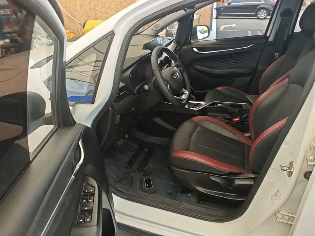 Geely Vision X3 — миниатюра 16