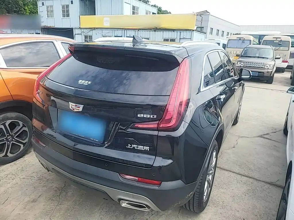 Cadillac XT4 — миниатюра 7
