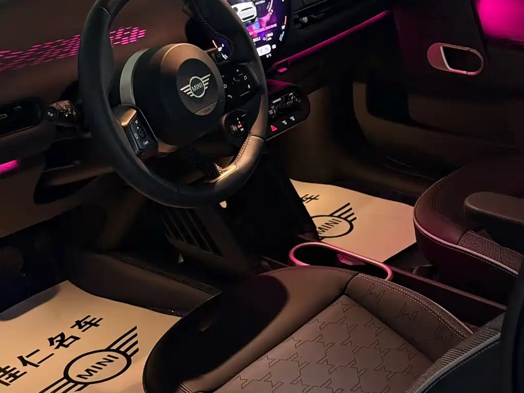 MINI MINI COOPER EV — миниатюра 8