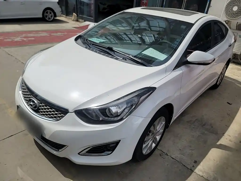 Hyundai Elantra Langdong — миниатюра 2