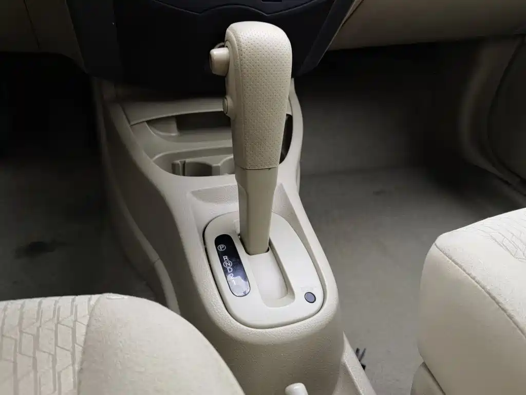 Nissan Livina — миниатюра 13