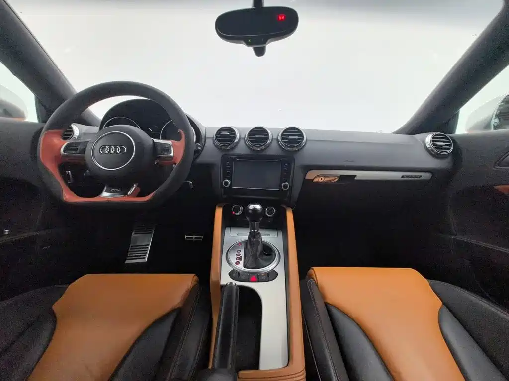 Audi TTS — миниатюра 5