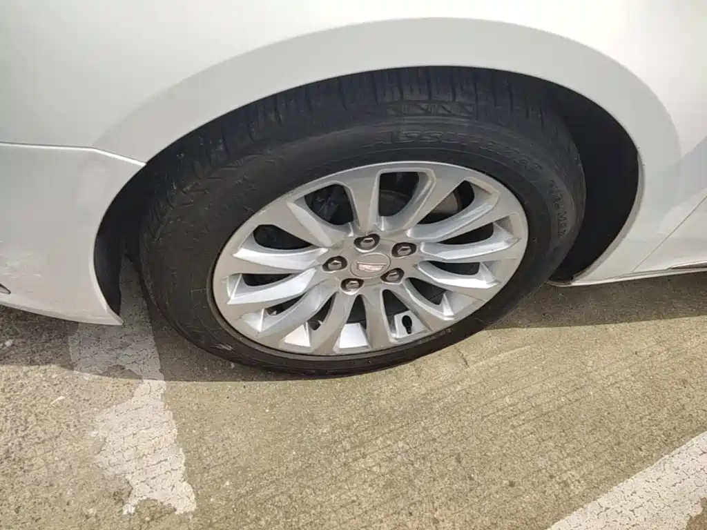 Cadillac XTS — миниатюра 23