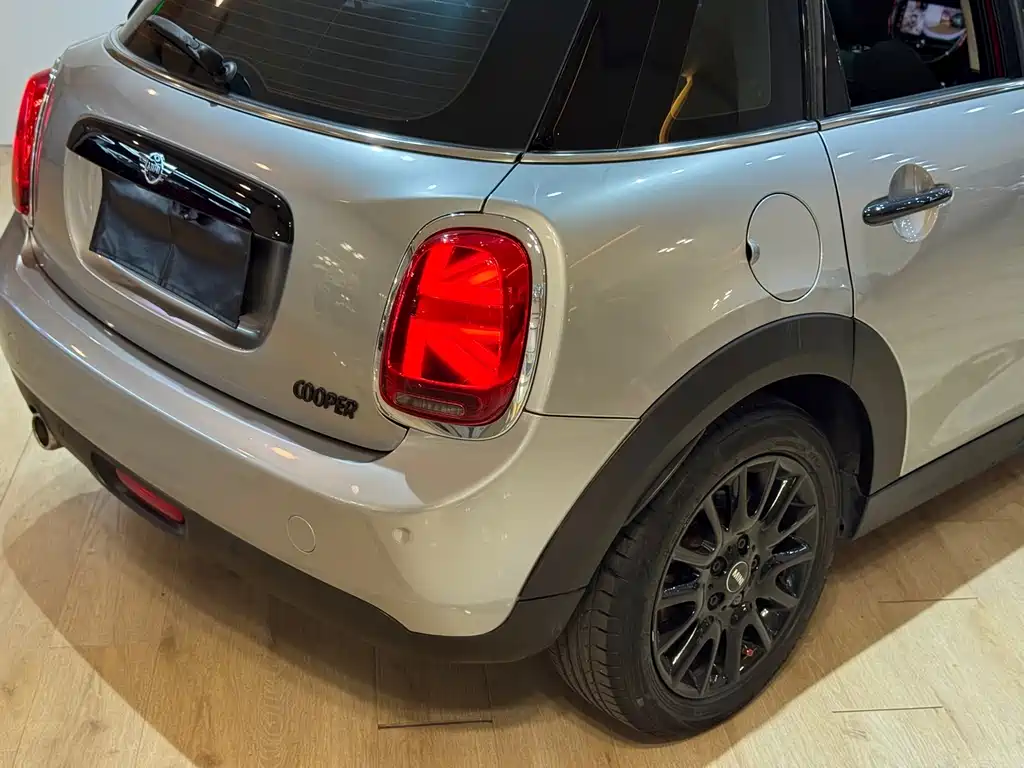 MINI Mini — миниатюра 6
