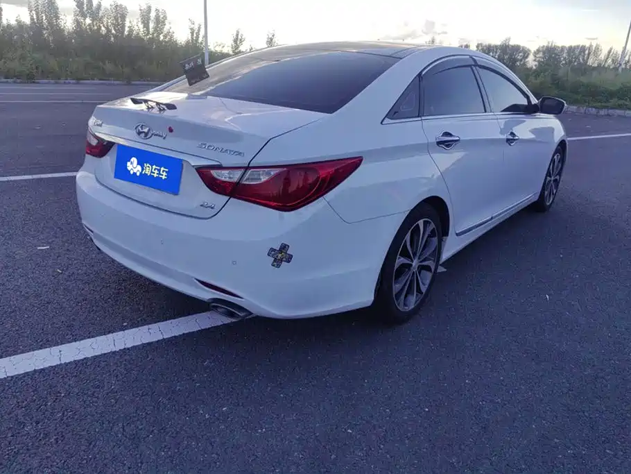 Hyundai Sonata — миниатюра 3