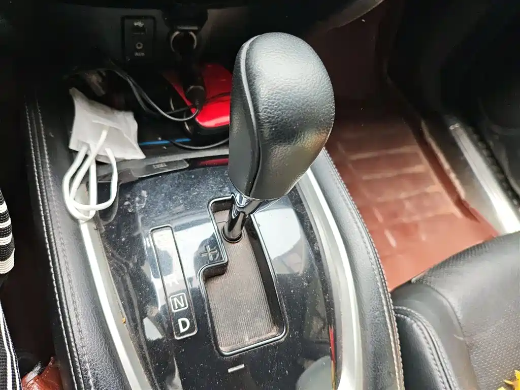 Nissan X-Trail 2014 2.0L CVT Comfort 2WD