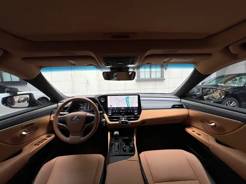 Lexus ES — миниатюра 6
