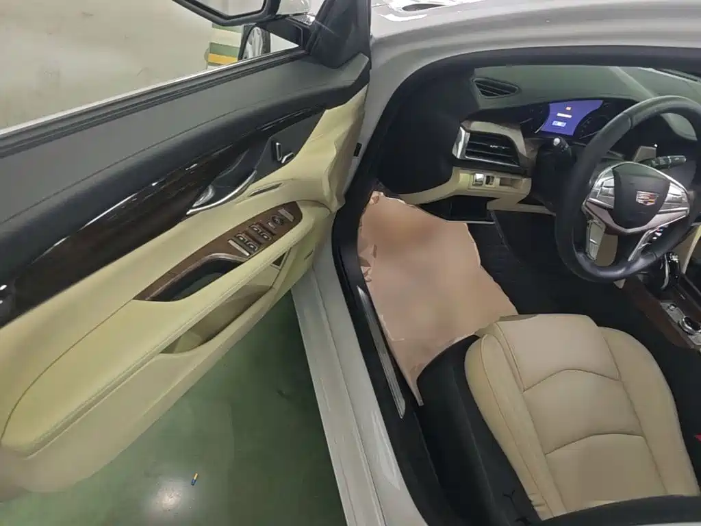 Cadillac CT6 — миниатюра 16