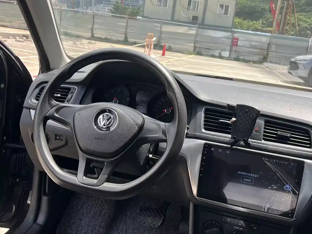 Volkswagen Lavida — миниатюра 9