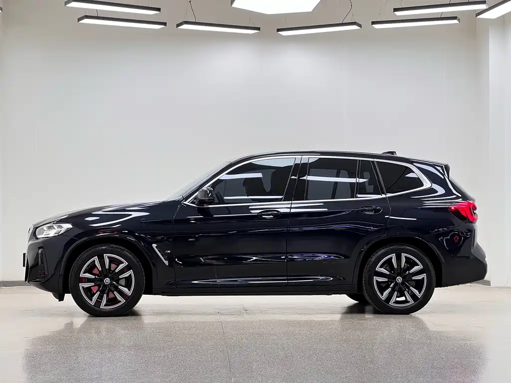 BMW iX3 — фотографии объявления, Фото 5