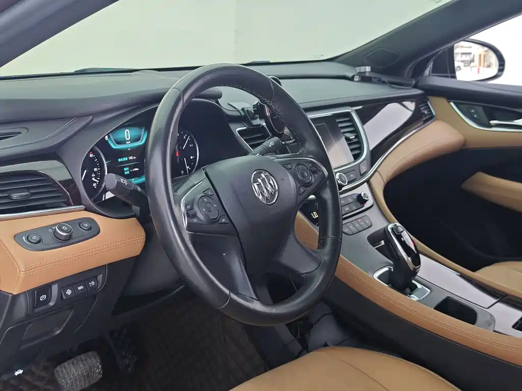Buick LaCrosse — миниатюра 24