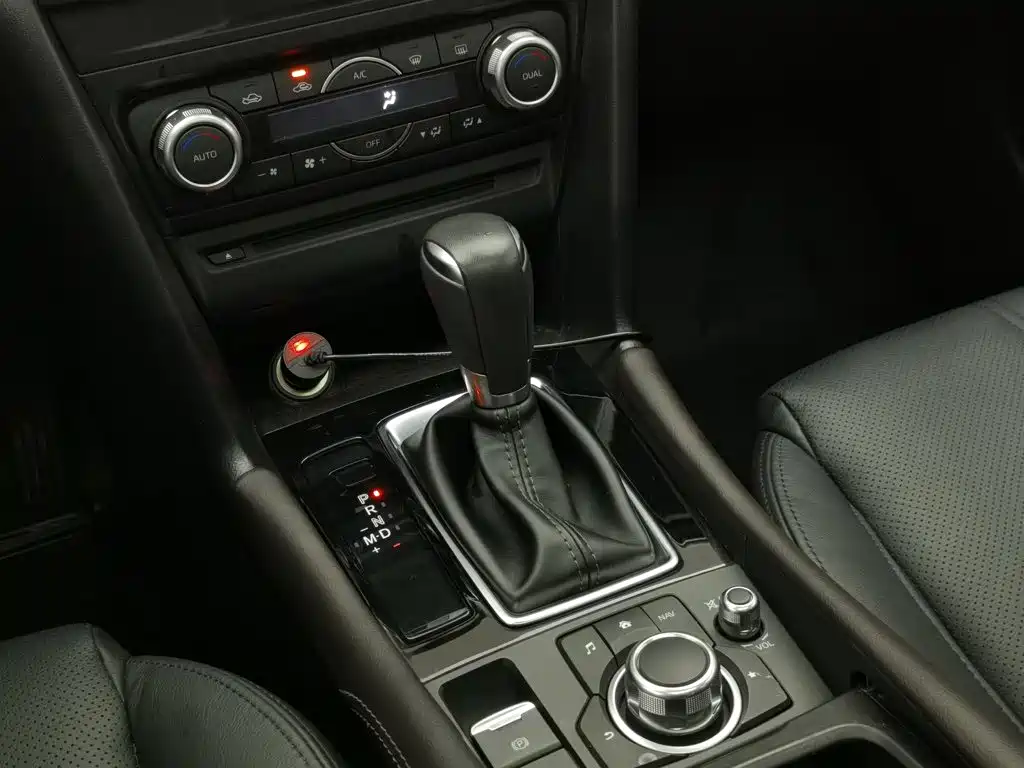 Mazda 3 Axela — миниатюра 13