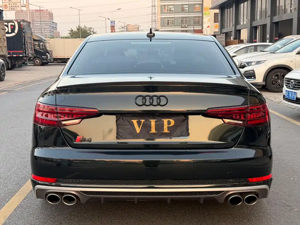Audi A4L 2019 45 TFSI quattro Sport VI