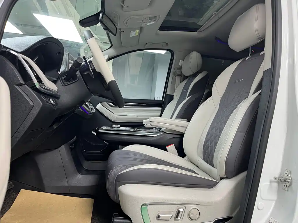 MAXUS G20 — миниатюра 10