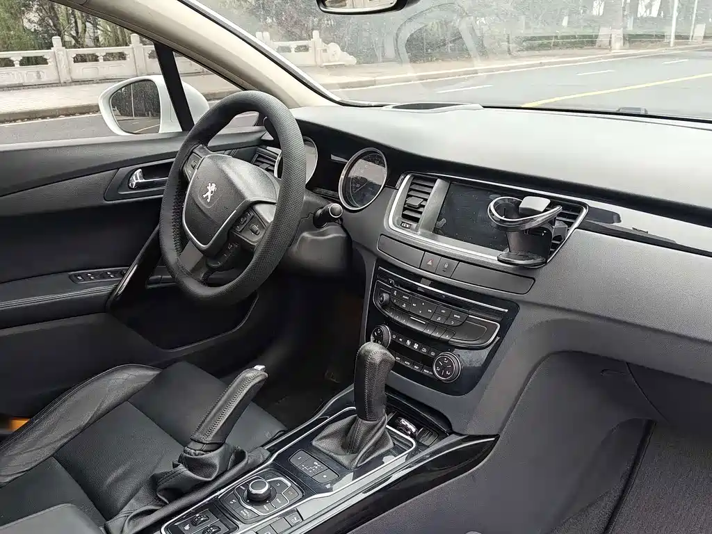Peugeot 508 — миниатюра 12