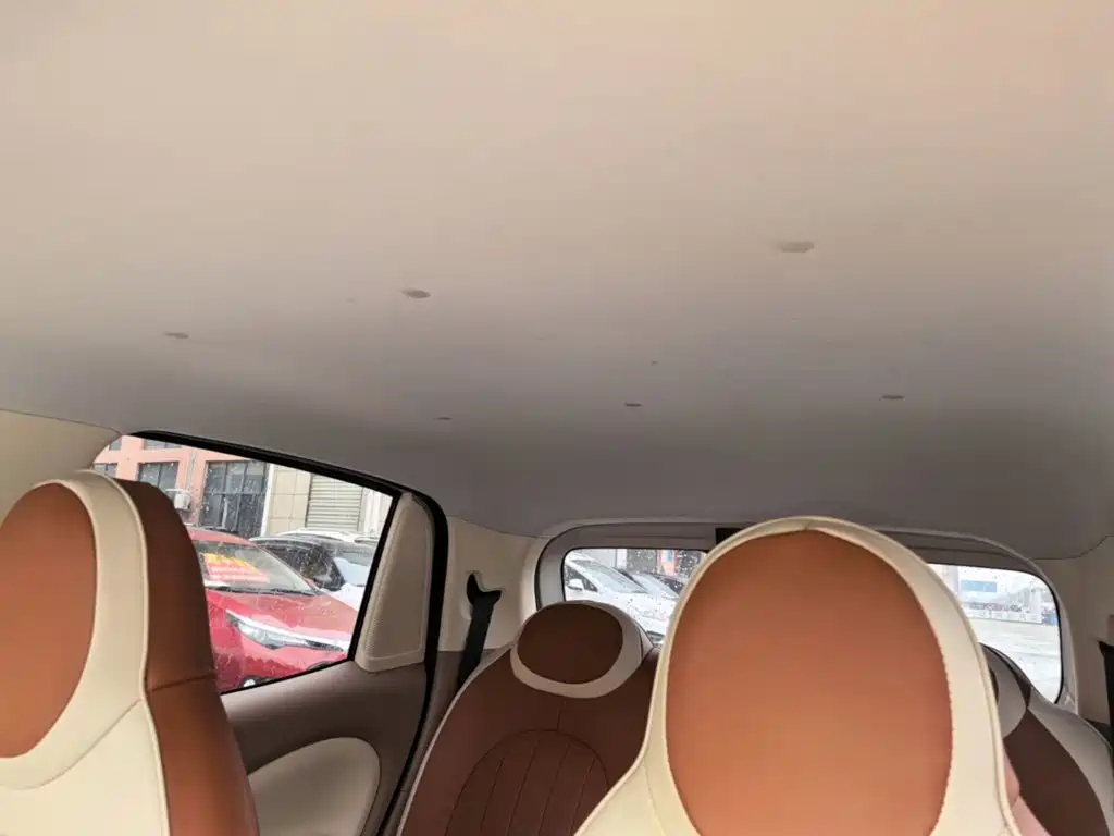 Wuling MINIEV — миниатюра 18