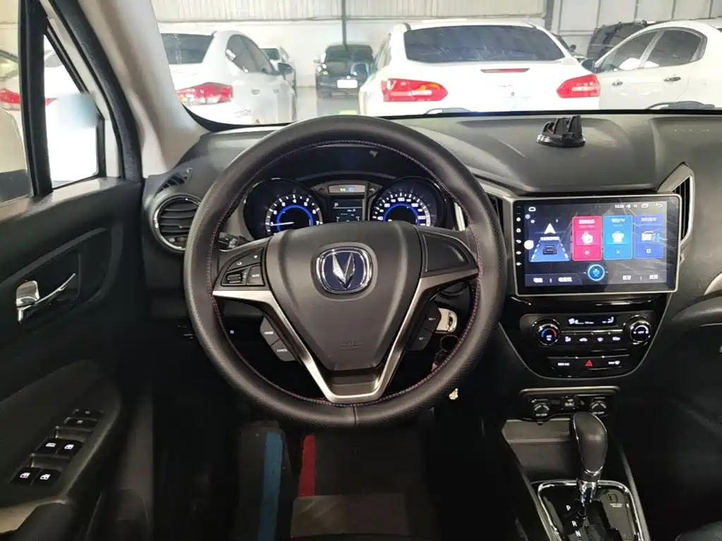 Changan CS15 — миниатюра 11