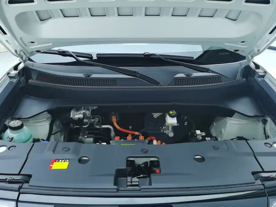 Baojun Yueye Plus — миниатюра 10