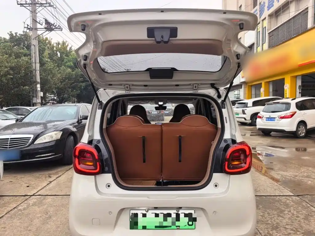 Wuling MINIEV — миниатюра 19