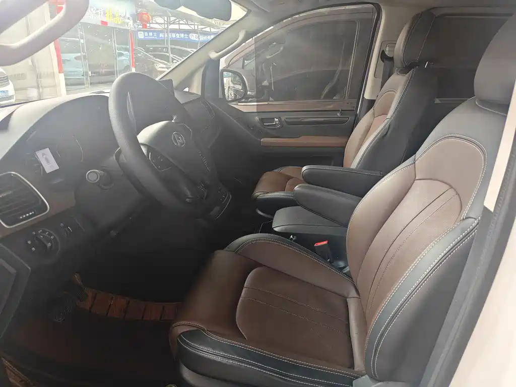 SAIC MAXUS CHASE G10