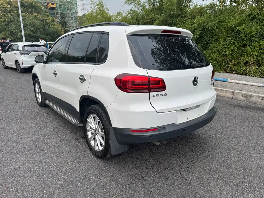 Volkswagen Tiguan — миниатюра 7