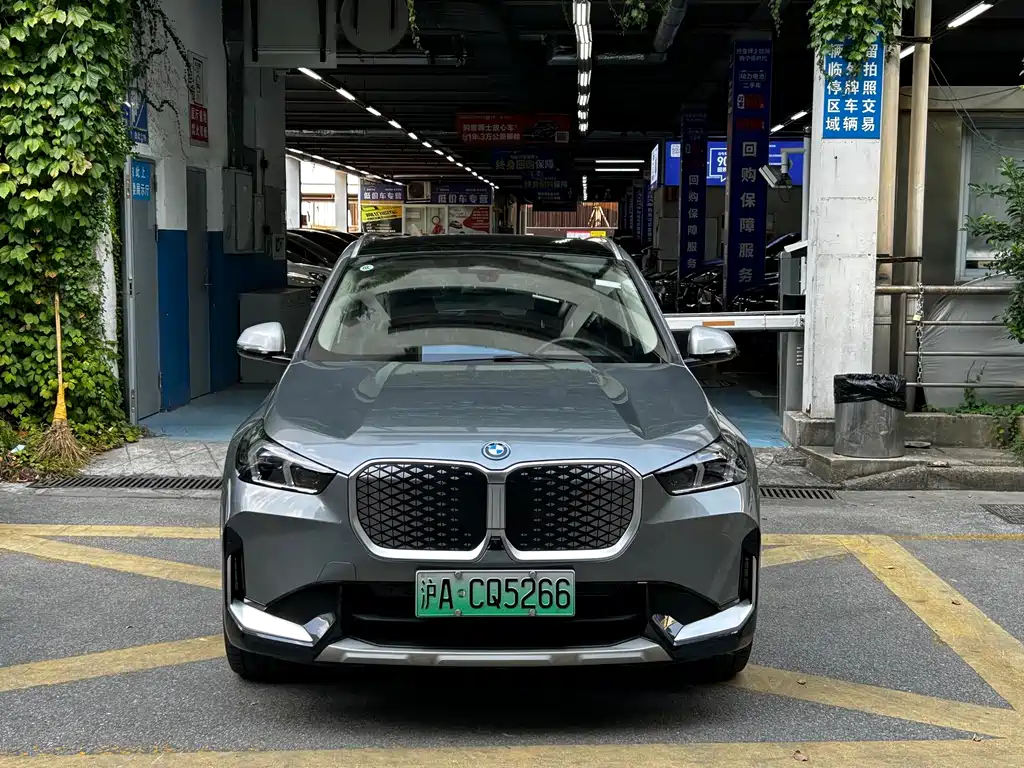 BMW iX1 — миниатюра 3