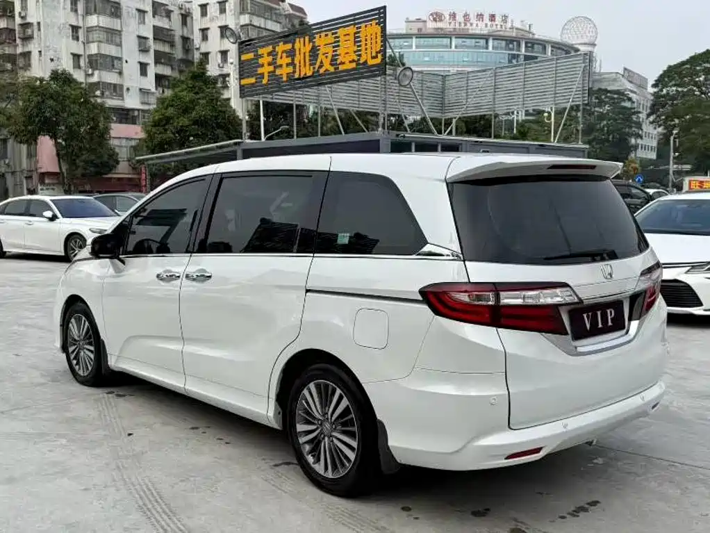 Honda Odyssey — миниатюра 5