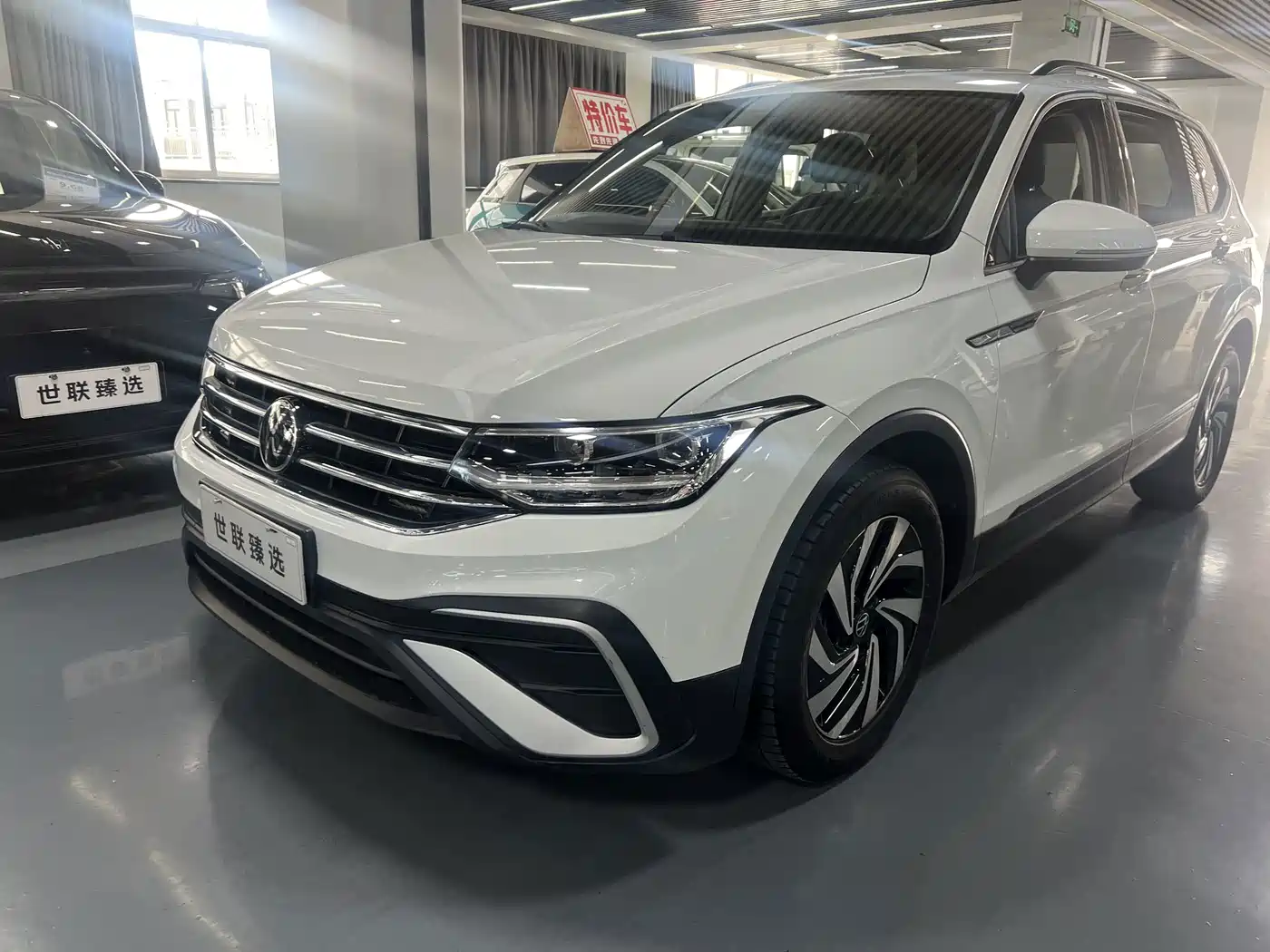 Volkswagen Tiguan L