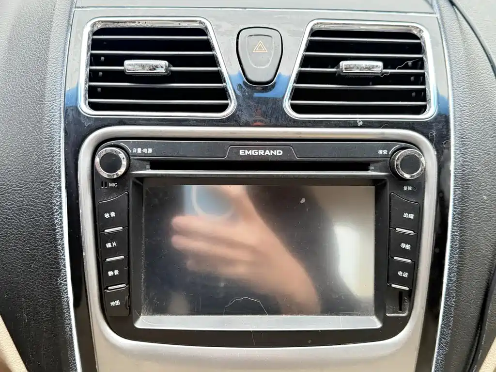Geely Emgrand Classic — миниатюра 15