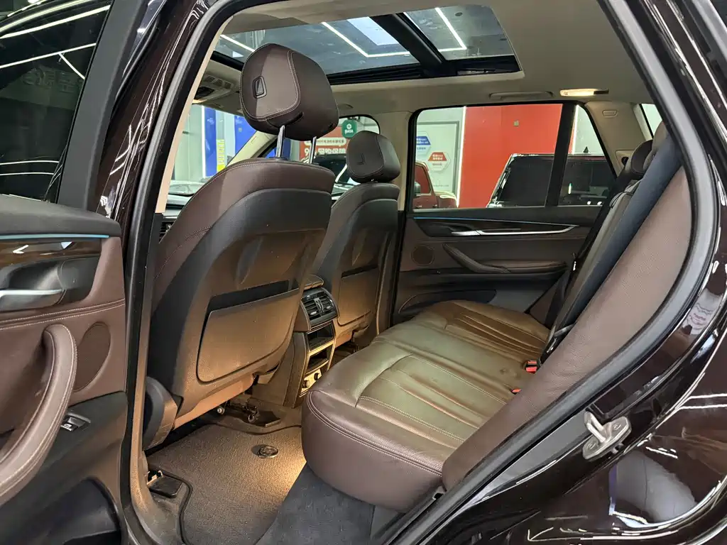 BMW X5 (Import) — миниатюра 12