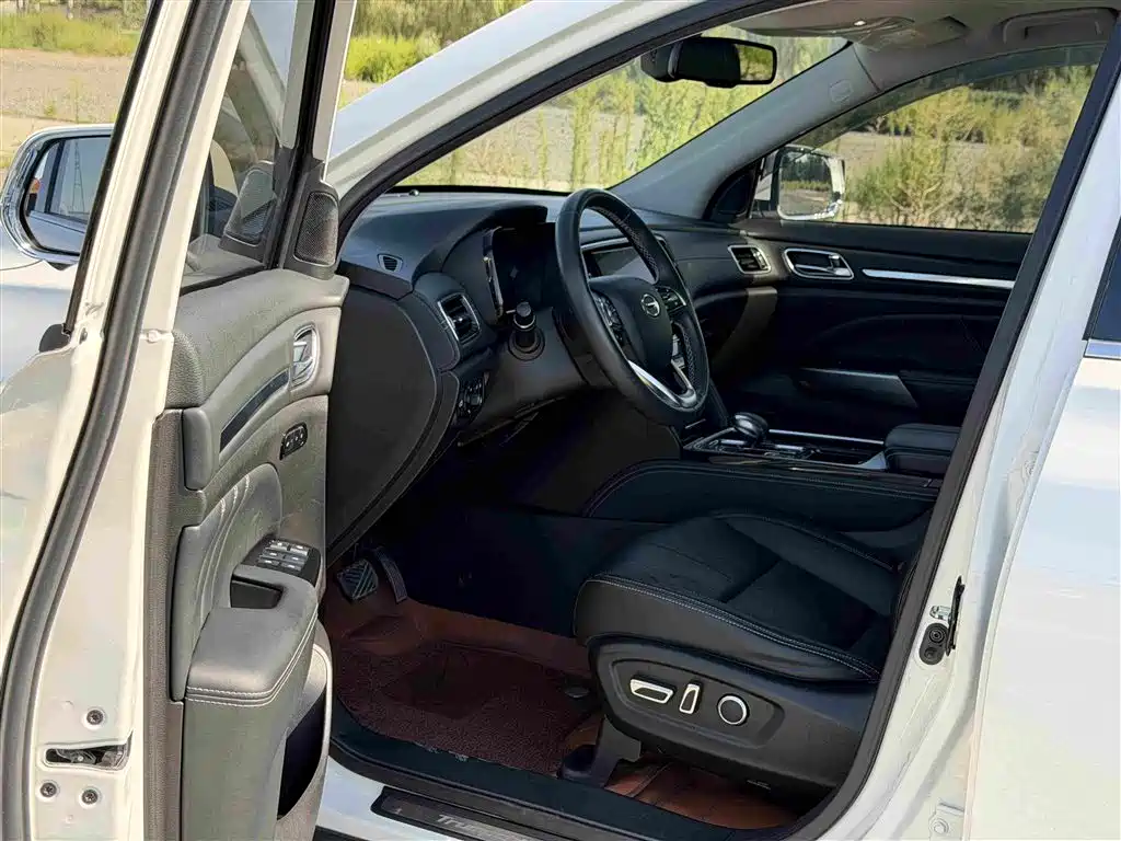GAC Motor Trumpchi GS8 — миниатюра 7