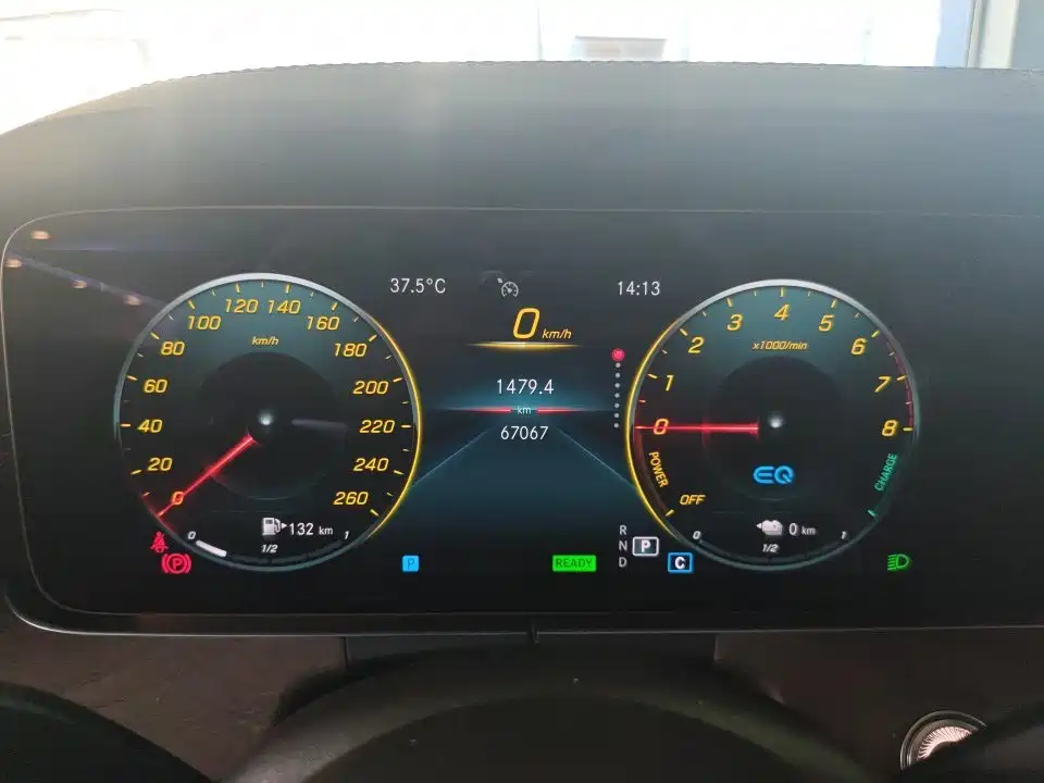 Mercedes-Benz E-Class New Energy — миниатюра 4