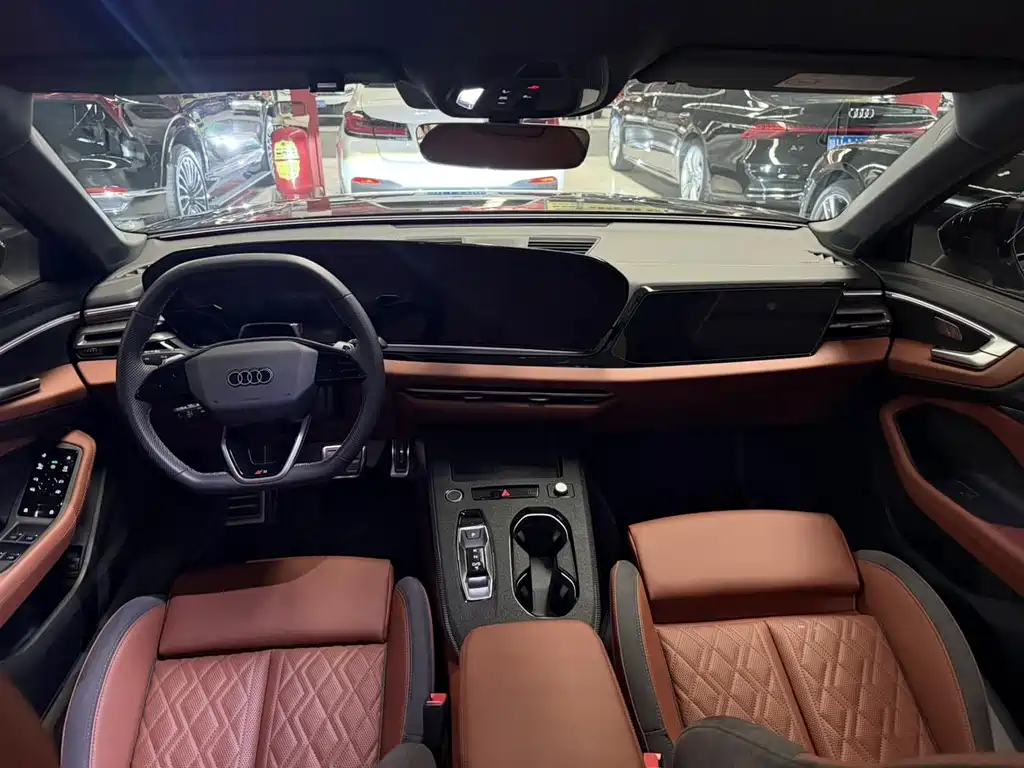 Audi A5L — миниатюра 11