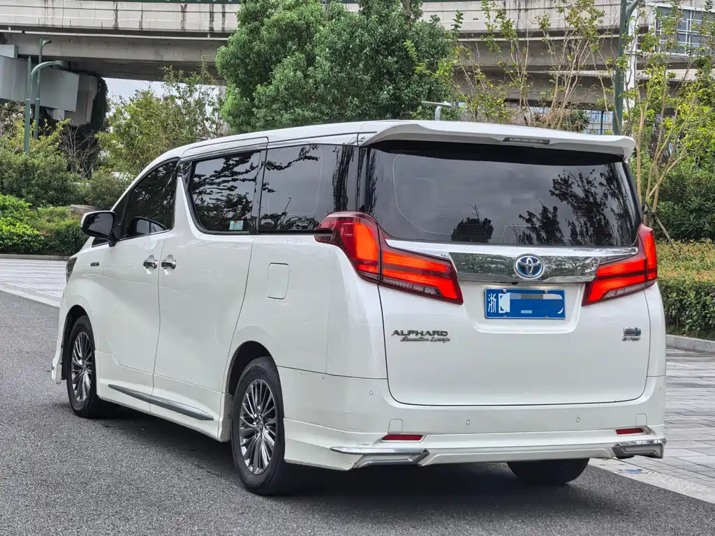 Toyota Alphard 2021 2.5L Premium