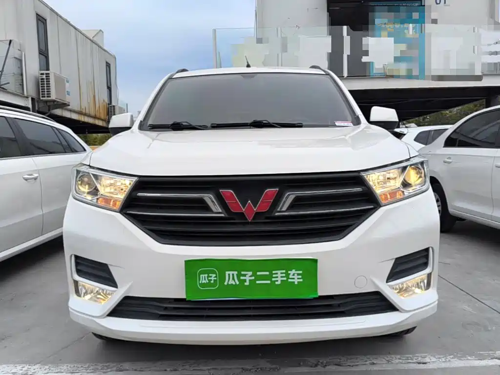 Wuling Hongguang — миниатюра 3