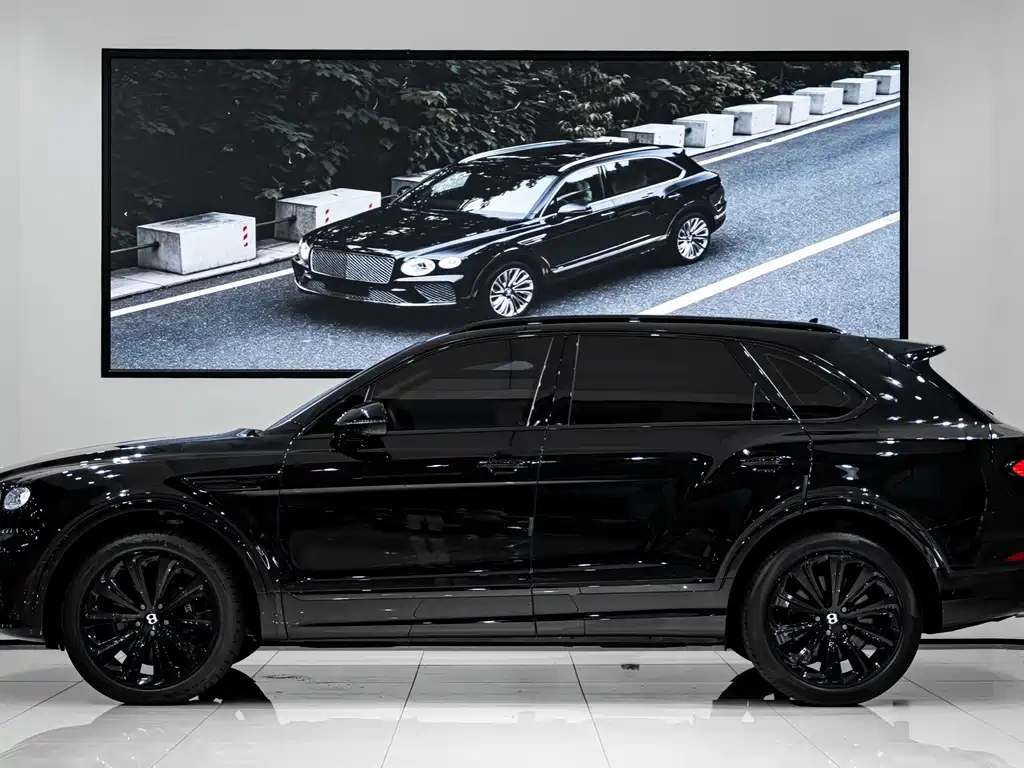 Bentley Bentayga — миниатюра 4