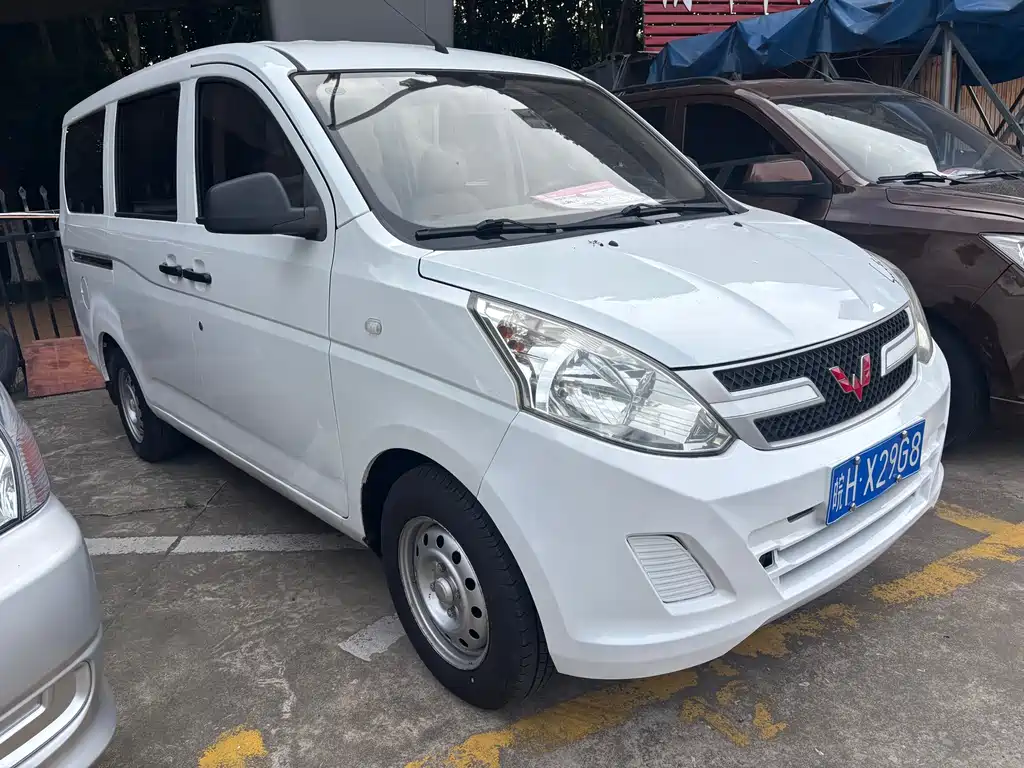 Wuling RongguangV V 2016 1.2L
