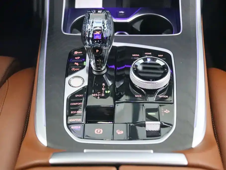 BMW X7 — миниатюра 11