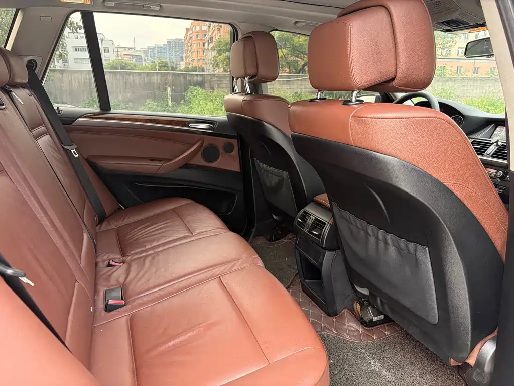 BMW X5 (Import) — миниатюра 6