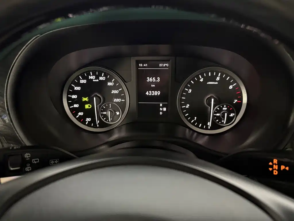 Mercedes-Benz Vito — миниатюра 14