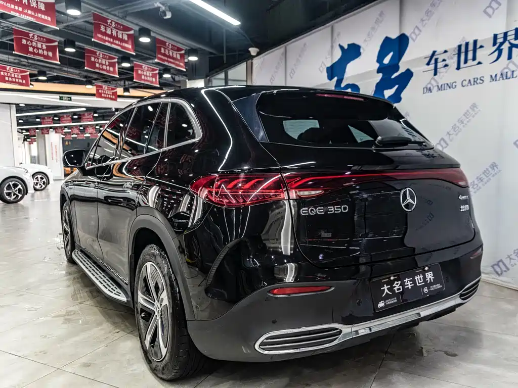 MERCEDES-BENZ EQE SUV