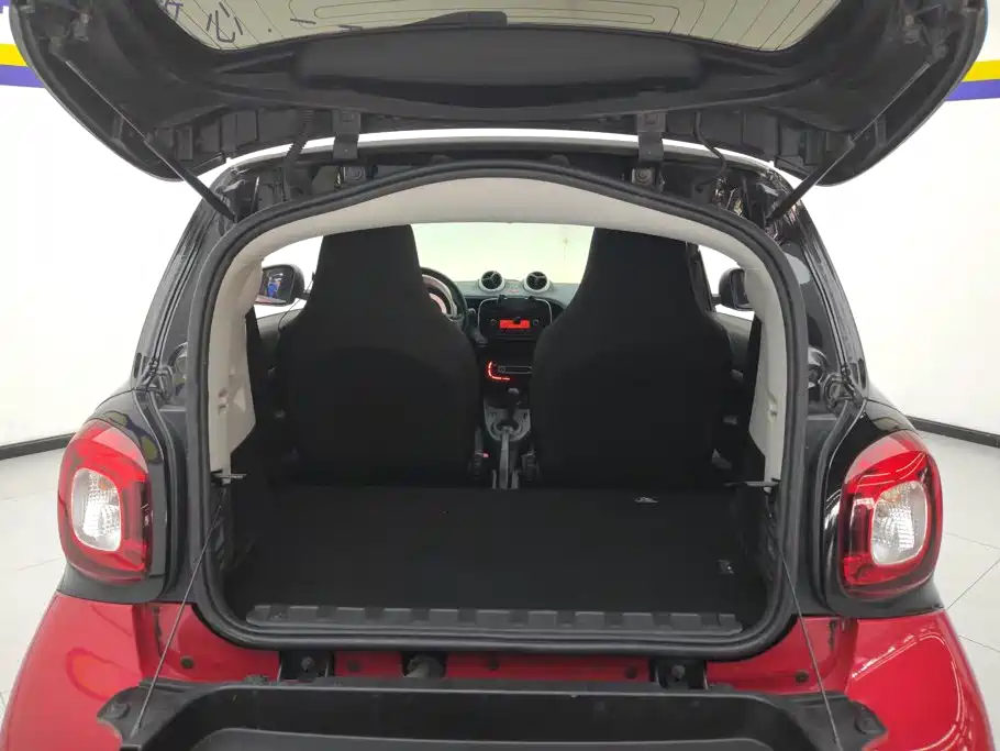 smart Smart Fortwo — миниатюра 4